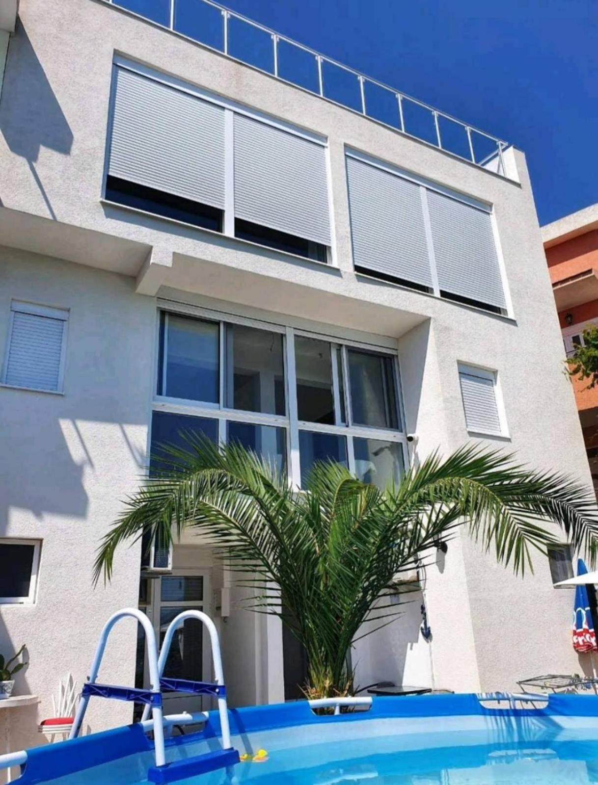 Apartmani Avanti Becici Екстер'єр фото