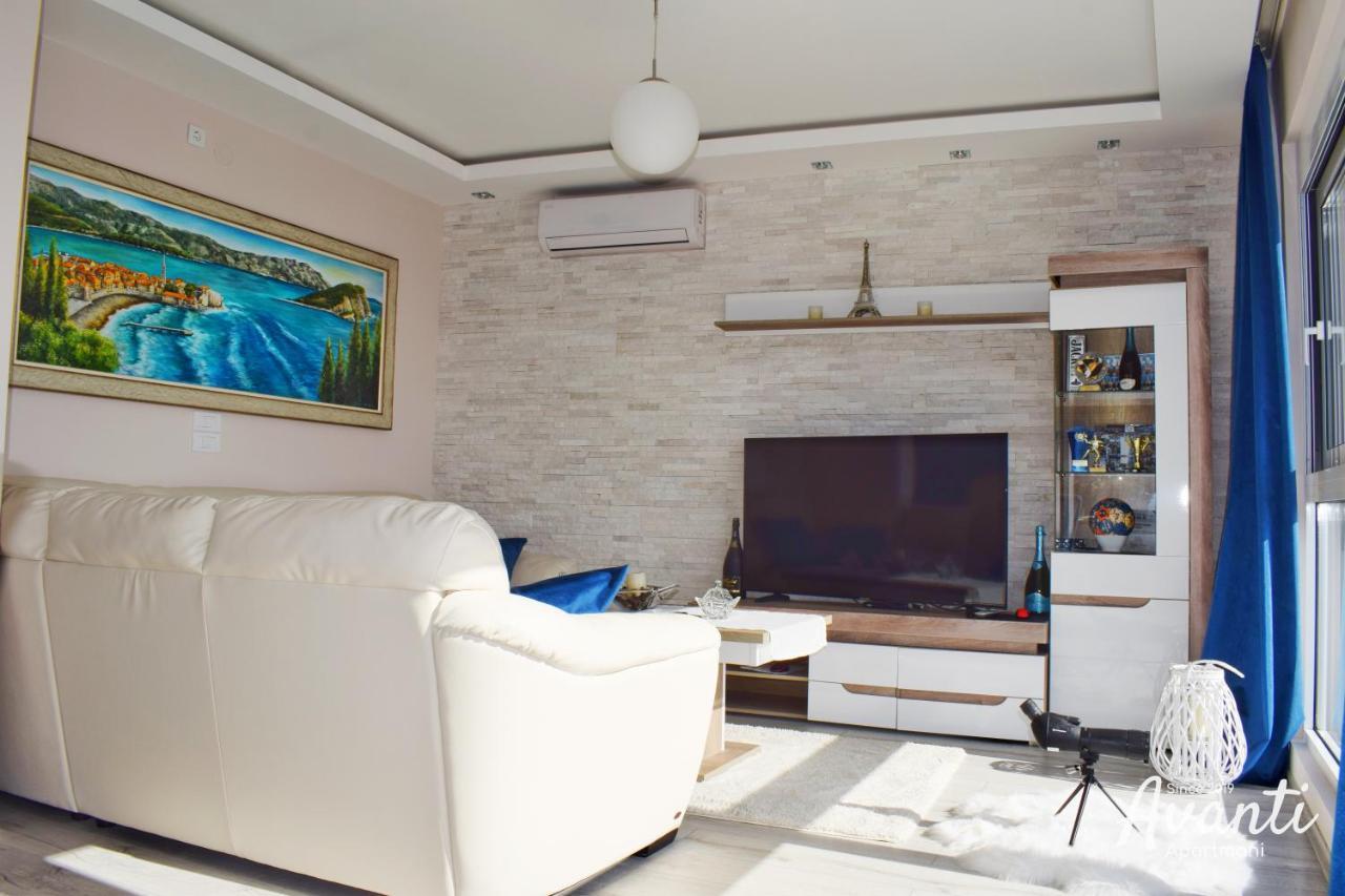 Apartmani Avanti Becici Екстер'єр фото